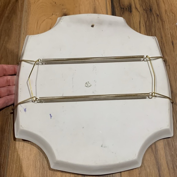 Limoges Hand painted fruit and leaf pattern French porcelain tray/wall hanging - Picture 7 of 9